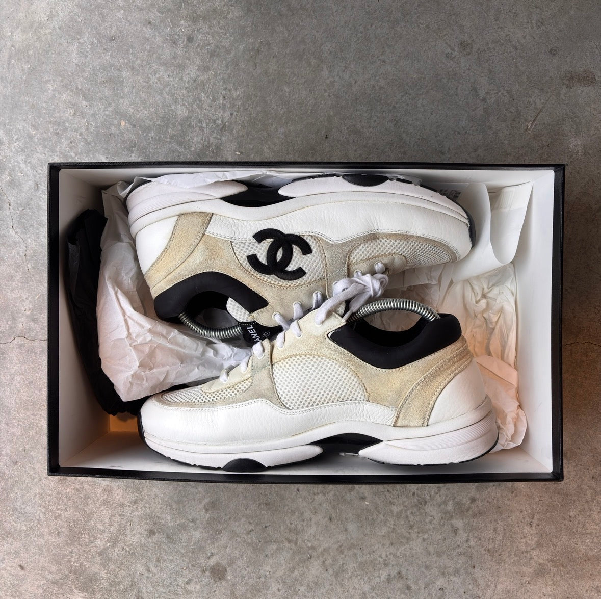 Chanel White/Cream Leather Double CC Sneakers