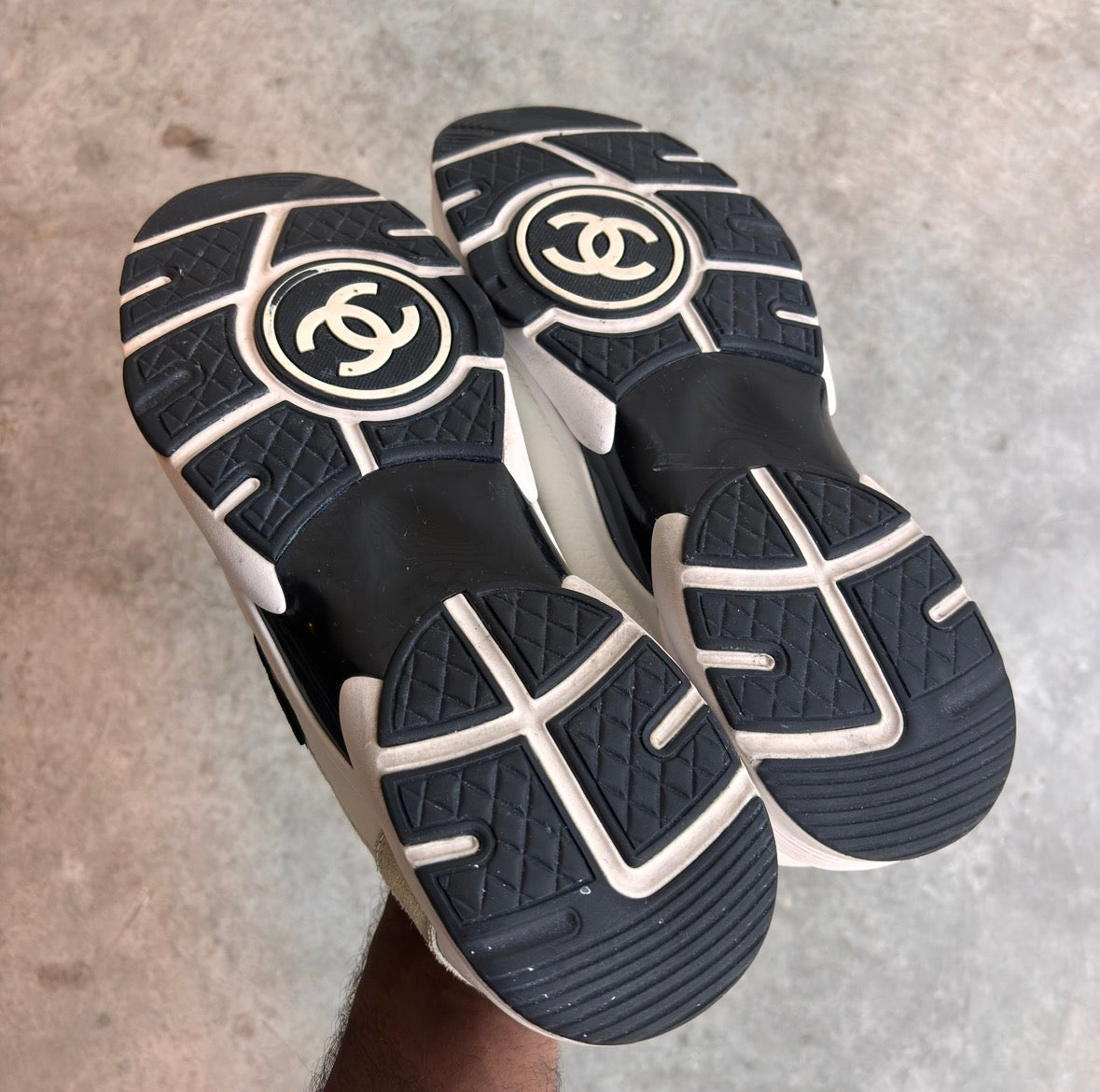 Chanel White/Cream Leather Double CC Sneakers