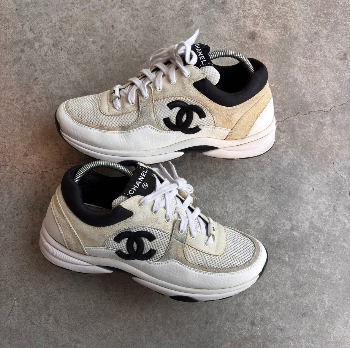 Chanel White/Cream Leather Double CC Sneakers